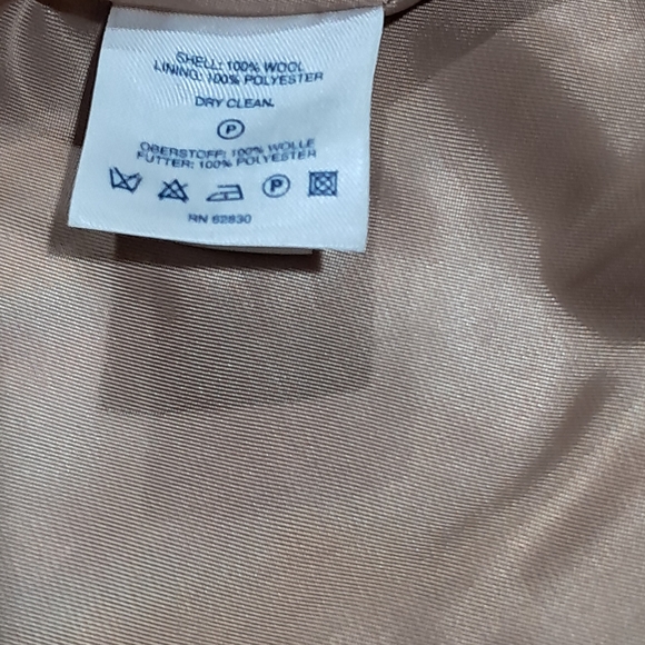 Lands' End 100% Wool Women's Camel Overcoat - Size 44 - Picture 8 of 16